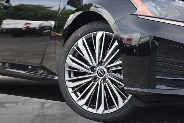 New 2026 Nissan Altima 2.5 SV w/ SV Premium Package FWD image 3