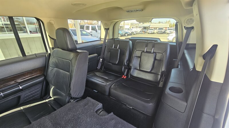Used 2019 Ford Flex Limited FWD image 9