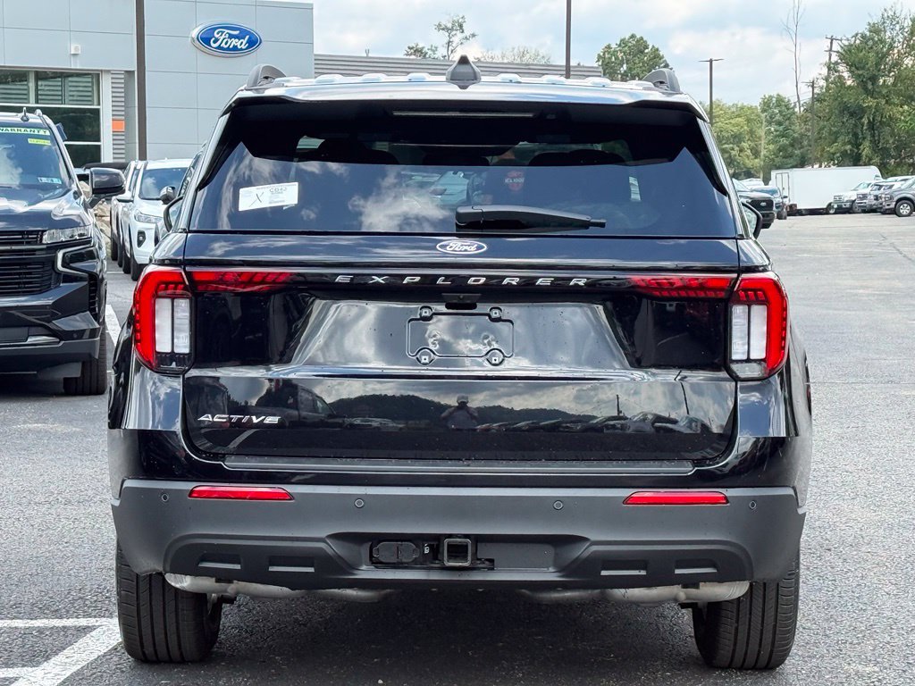 New 2027 Ford Explorer Active AWD/4WD image 5