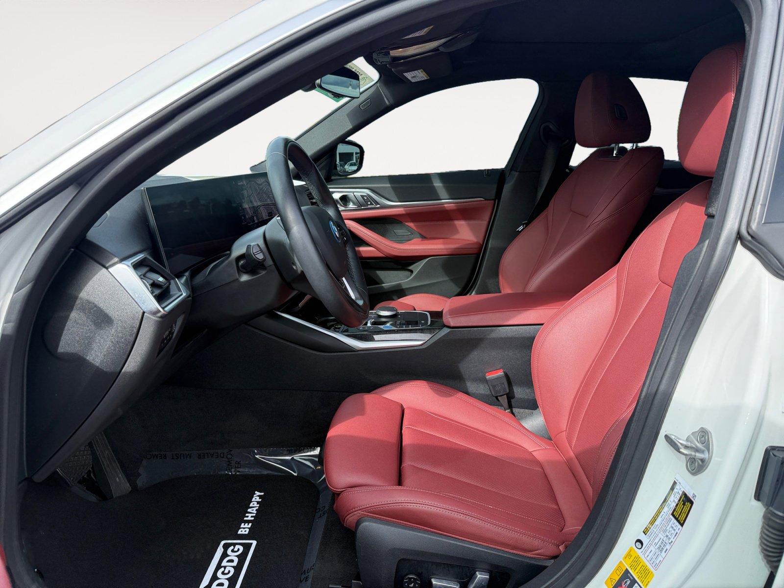 Used 2023 BMW i4 eDrive35 w/ Premium Package image 10