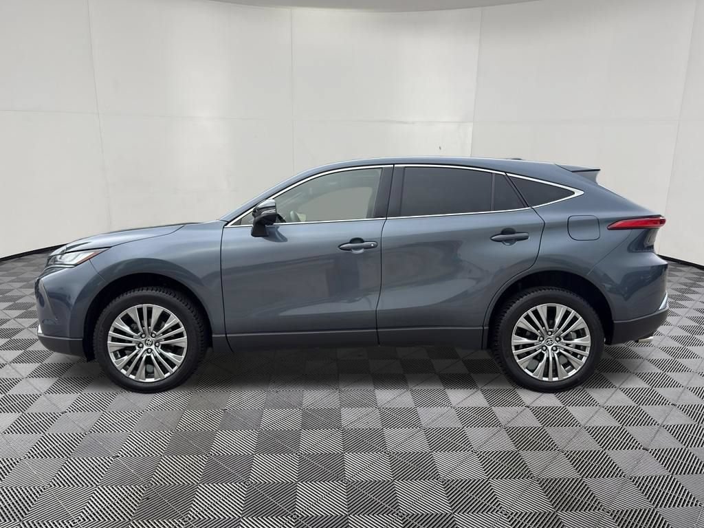 Used 2022 Toyota Venza Limited w/ Advanced Technology Package AWD/4WD image 9