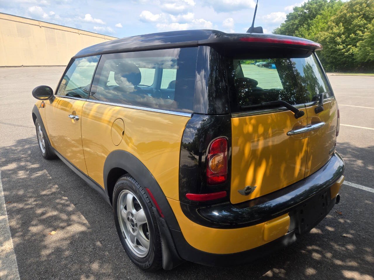 Used 2009 MINI Cooper Clubman Hardtop FWD image 5