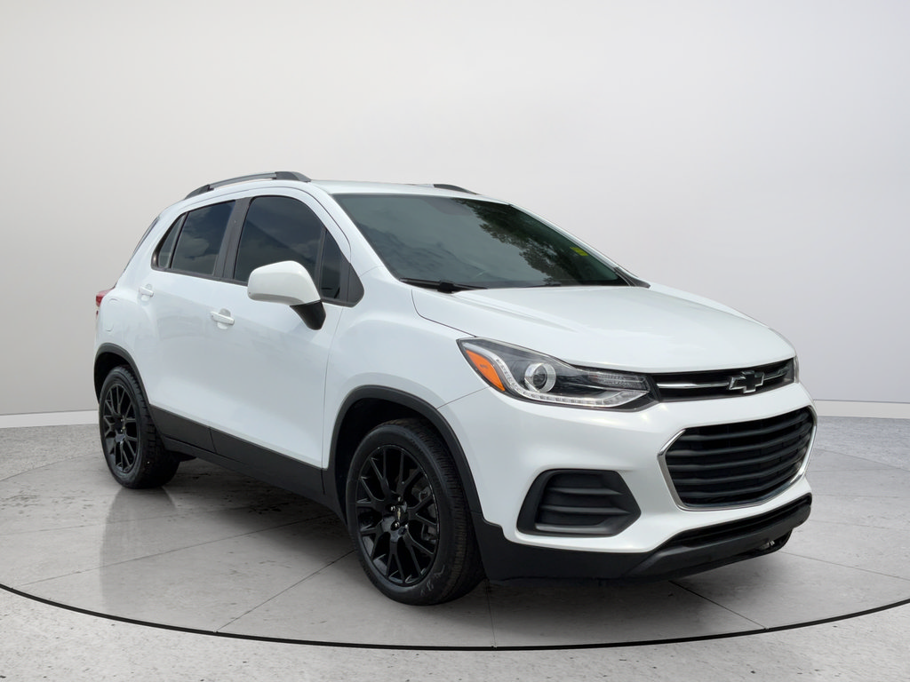 Certified 2022 Chevrolet Trax LT w/ Sport Edition FWD image 1