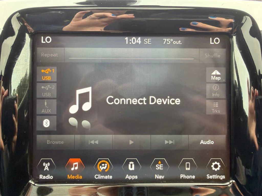 Used 2018 Jeep Compass Limited w/ Navigation Group AWD/4WD image 18