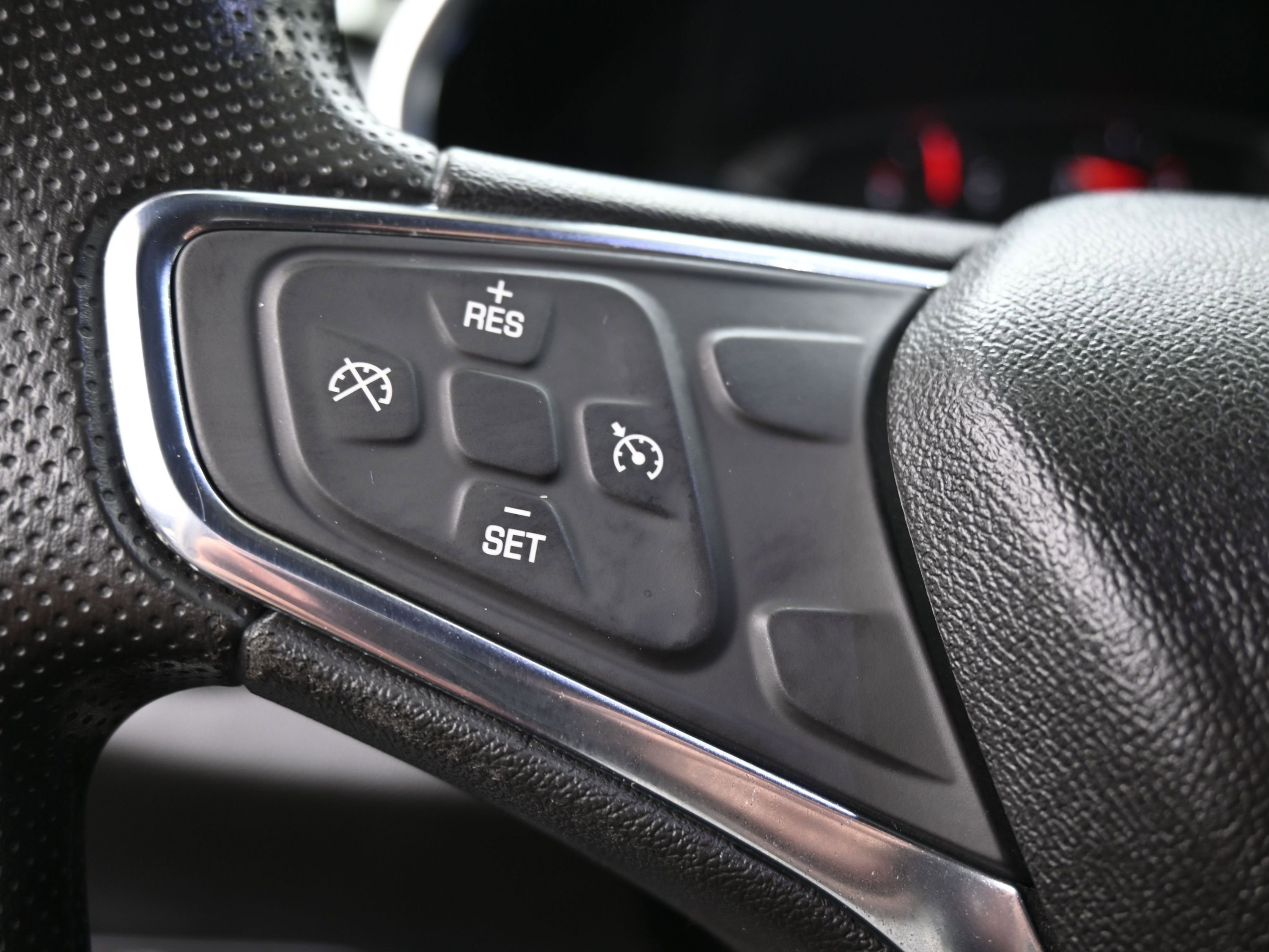 Used 2019 Chevrolet Equinox LT image 23