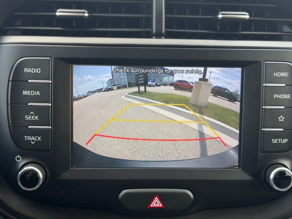 Used 2020 Kia Soul LX FWD image 16
