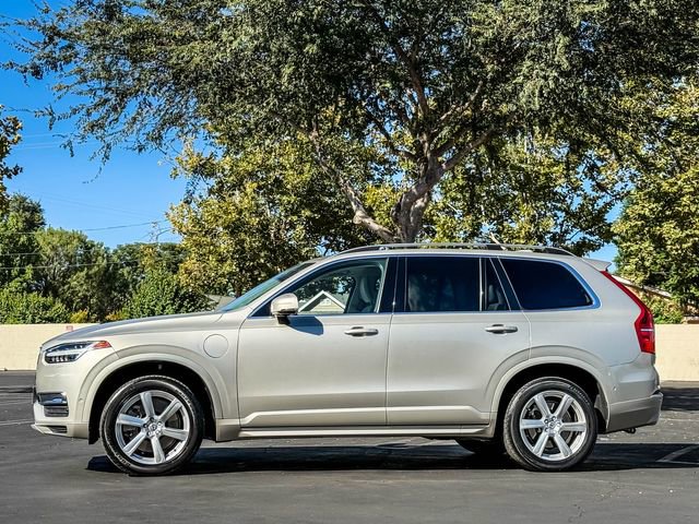 Used 2016 Volvo XC90 T8 Momentum w/ Vision Package image 15