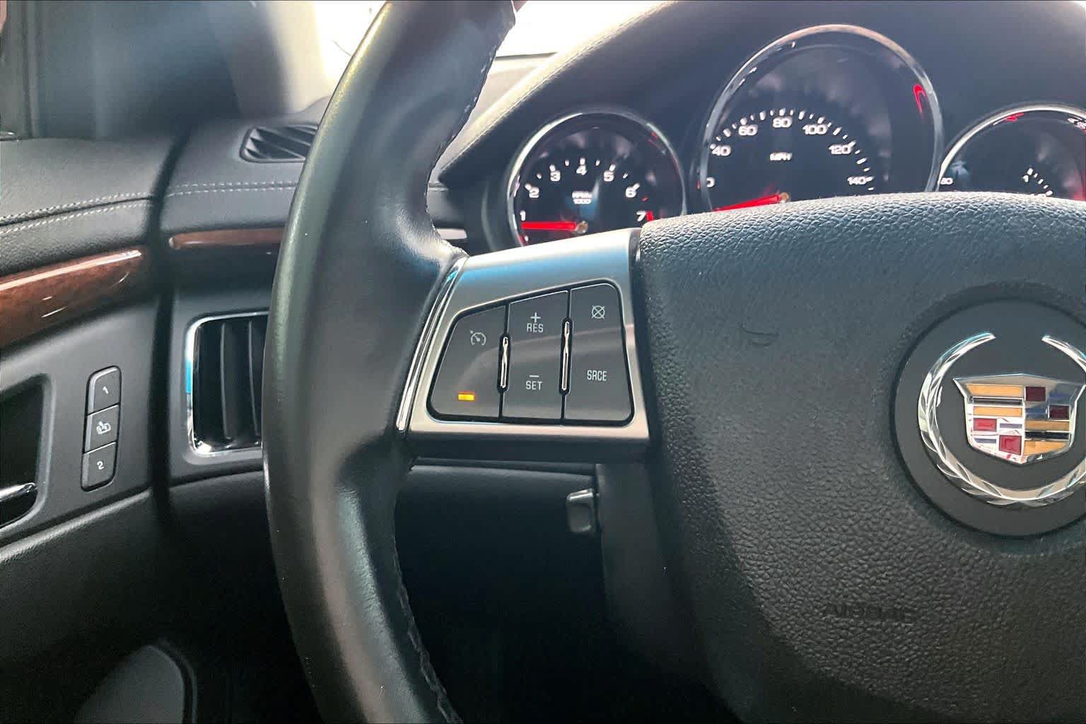 Used 2010 Cadillac CTS Premium RWD image 23