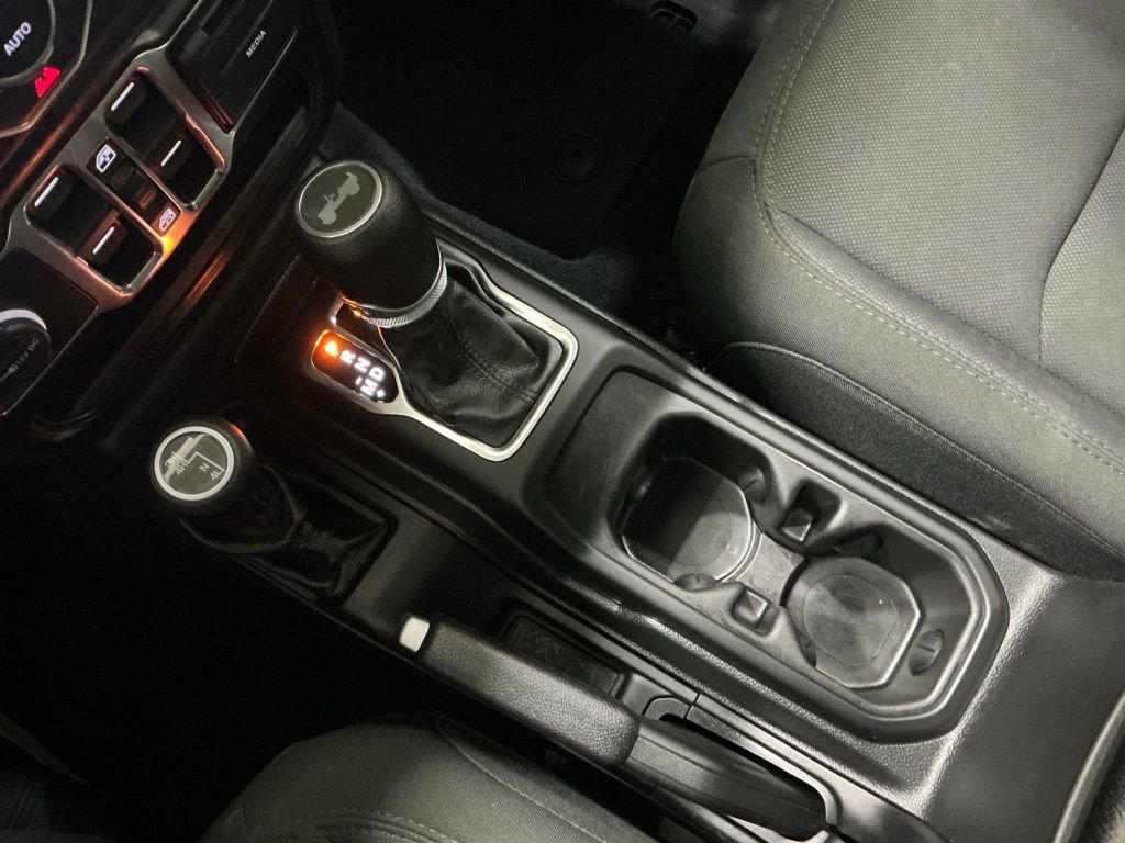 Used 2022 Jeep Wrangler Unlimited Sport AWD/4WD image 14