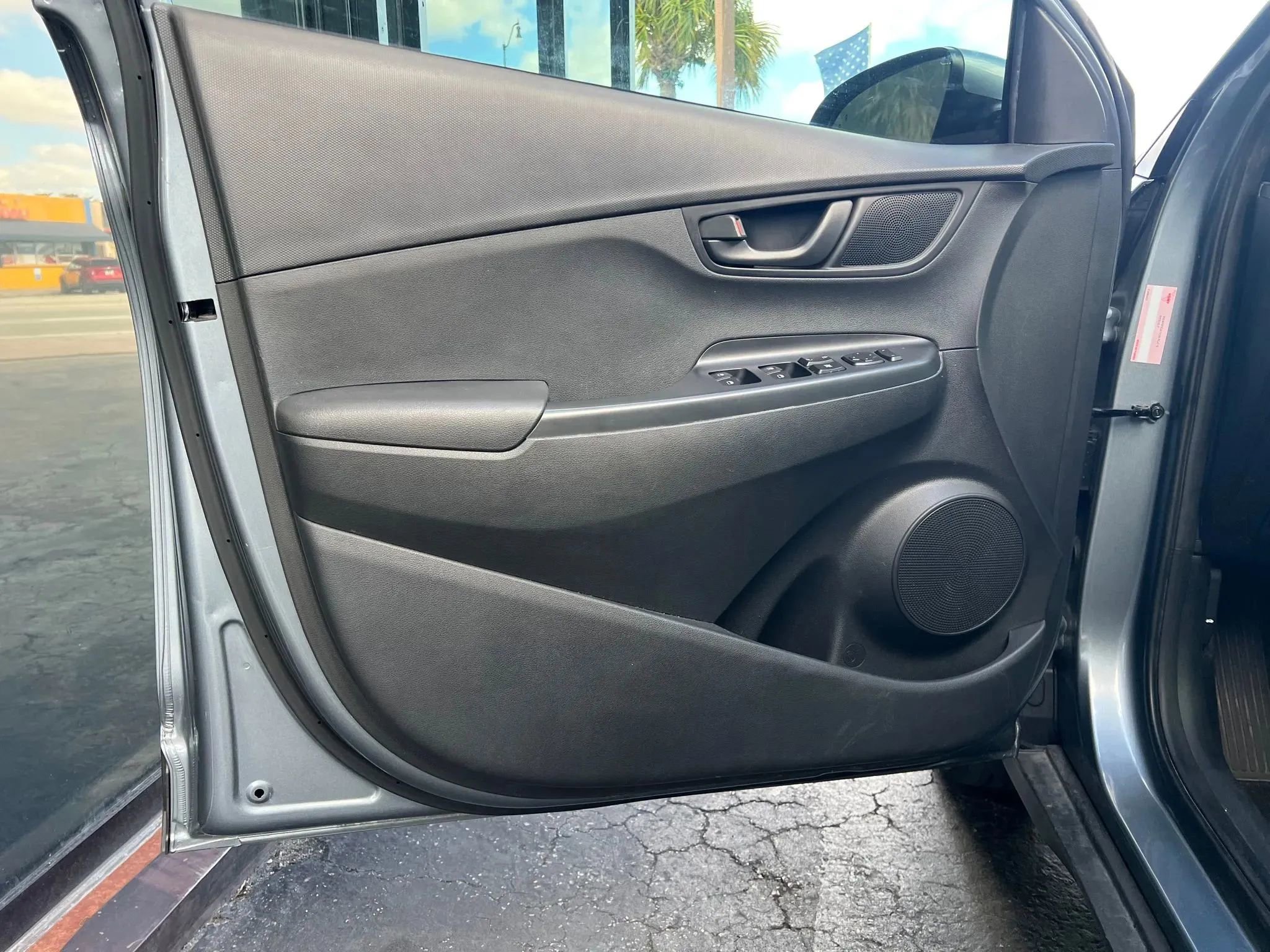 Used 2020 Hyundai Kona SEL image 11