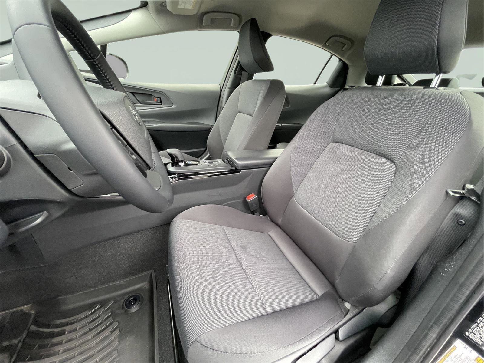 Used 2026 Toyota Prius LE image 14