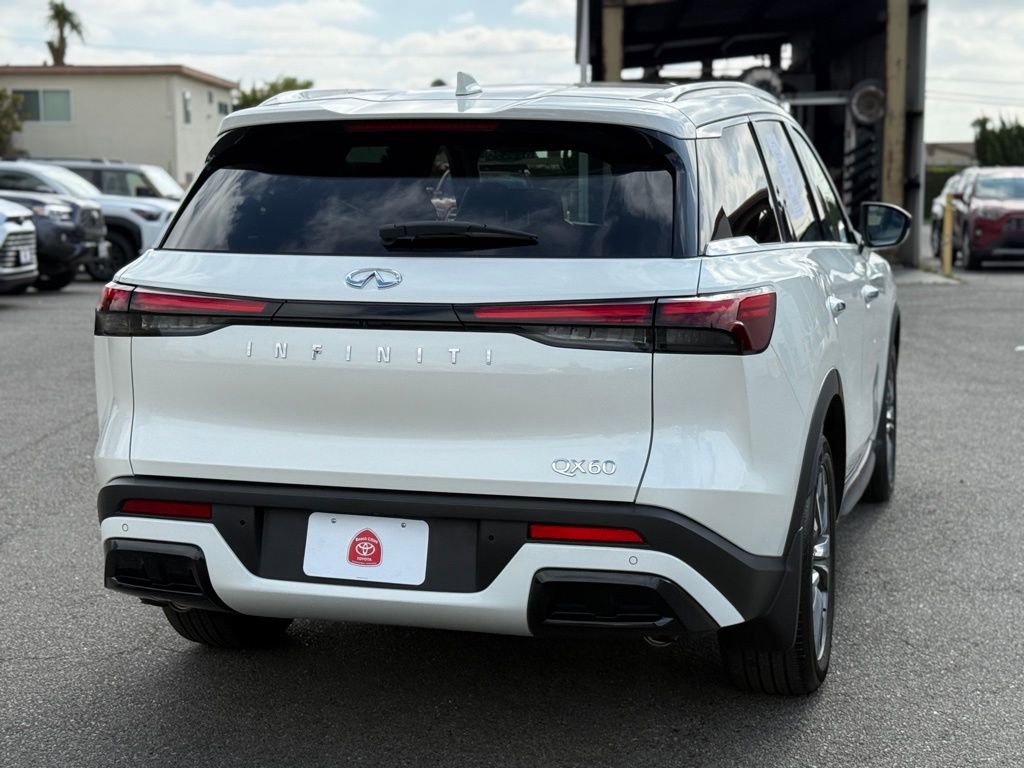 Used 2025 INFINITI QX60 Luxe w/ Lighting Package (N94) image 11