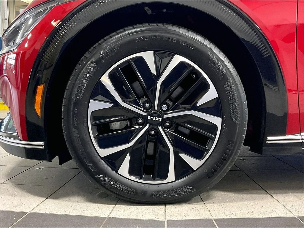 Used 2022 Kia EV6 Wind w/ Wind Technology Package AWD/4WD image 7
