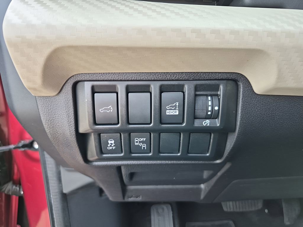 Used 2019 Subaru Ascent Premium image 32