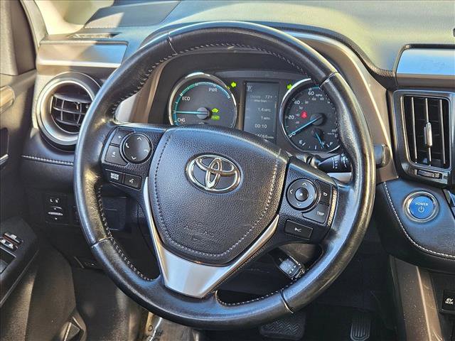 Used 2017 Toyota RAV4 XLE w/ Carpet Mat Package image 11