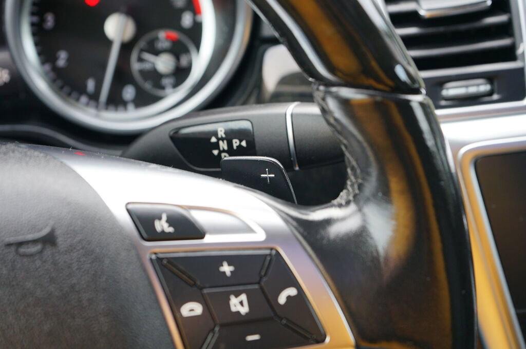 Used 2016 Mercedes-Benz GL 450 4MATIC image 27