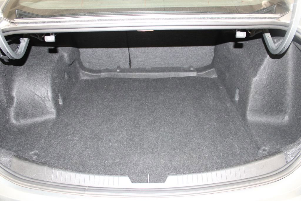 Used 2024 Chevrolet Malibu LT image 27