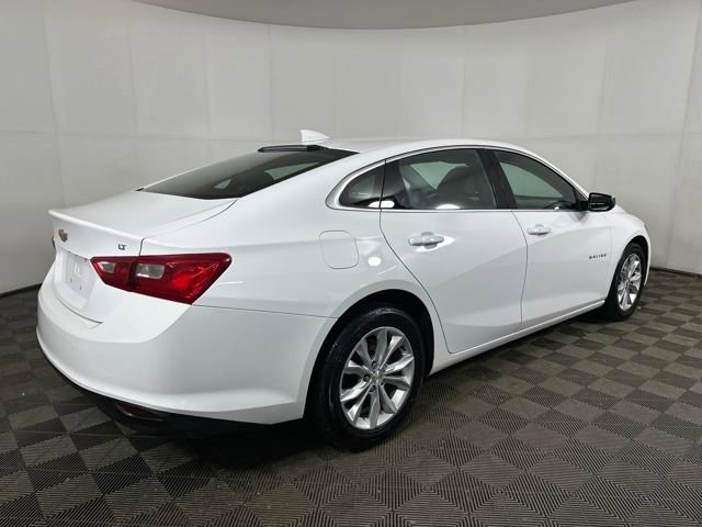 Used 2023 Chevrolet Malibu LT image 3