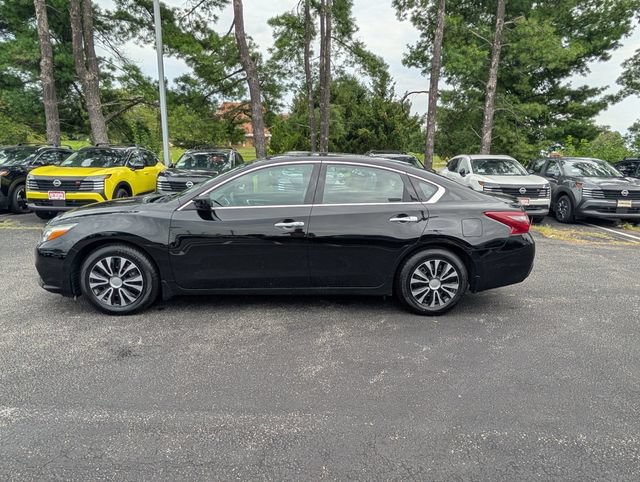 Used 2018 Nissan Altima 2.5 S w/ S Convenience Package FWD image 6