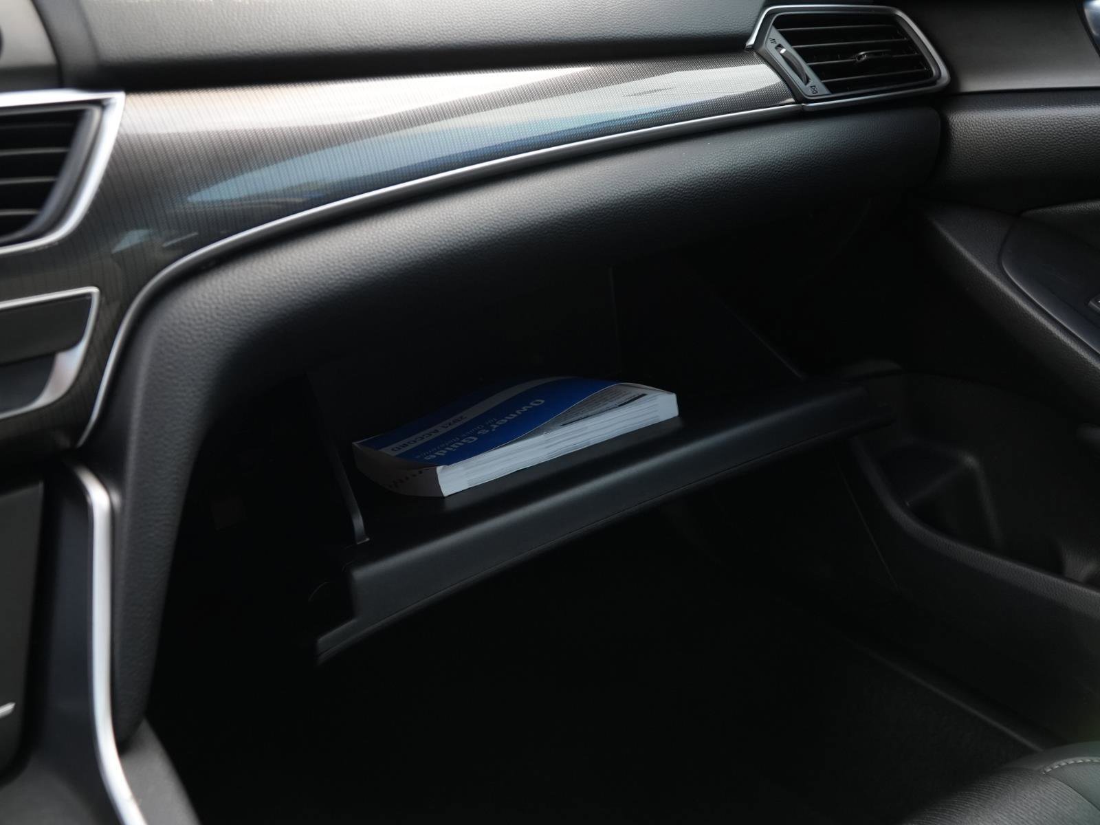 Used 2021 Honda Accord Sport image 25