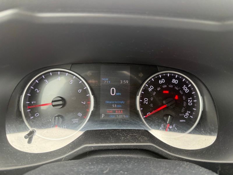 Used 2019 Toyota RAV4 LE image 10