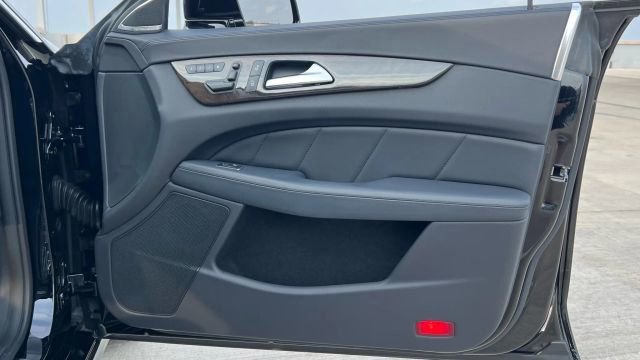 Used 2013 Mercedes-Benz CLS 550 image 17