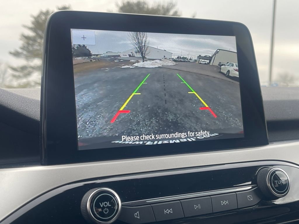 Used 2021 Ford Escape SE image 24