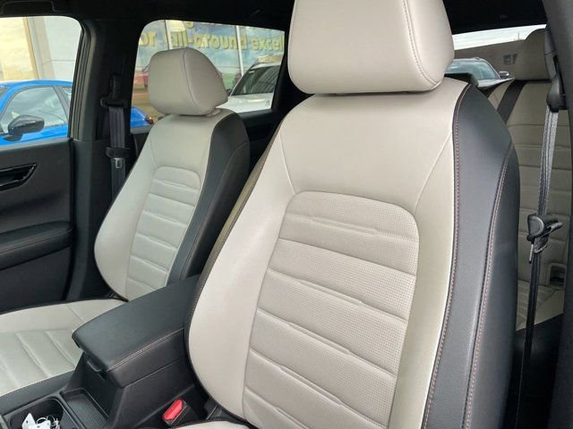 Used 2023 Honda CR-V Sport Touring image 10