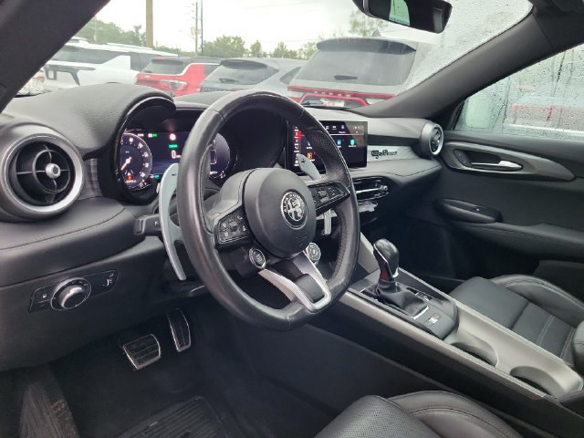 Used 2024 Alfa Romeo Tonale Veloce w/ Active Assist Package AWD/4WD image 19
