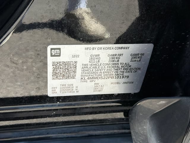 Used 2023 Buick Encore GX Select w/ Sport Touring Package FWD image 30