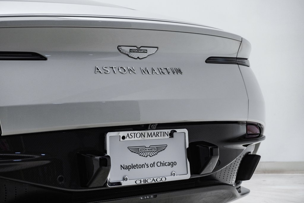 Used 2024 Aston Martin DB12 Coupe RWD image 7