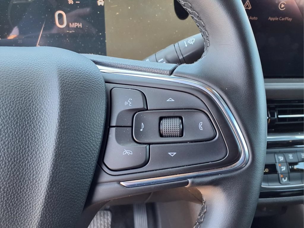 Certified 2025 Buick Envista Sport Touring FWD image 10
