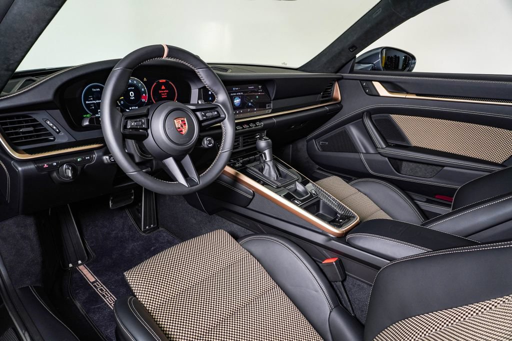 Used 2026 Porsche 911 GT3 RWD image 4