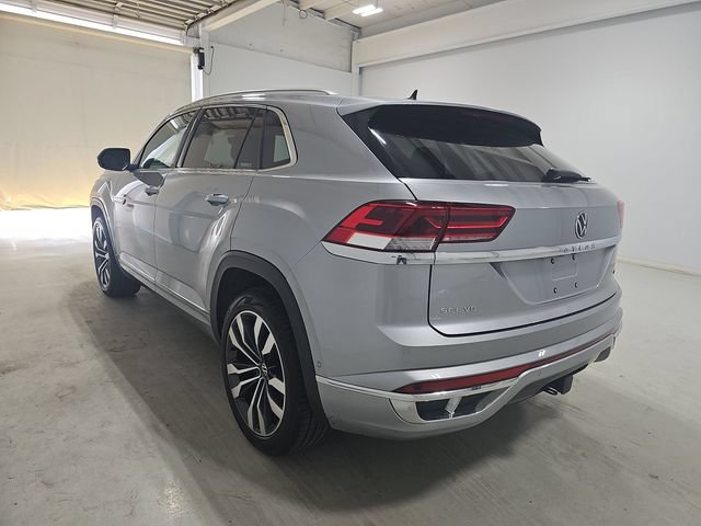 Used 2023 Volkswagen Atlas Cross Sport SEL Premium R-Line AWD/4WD image 4