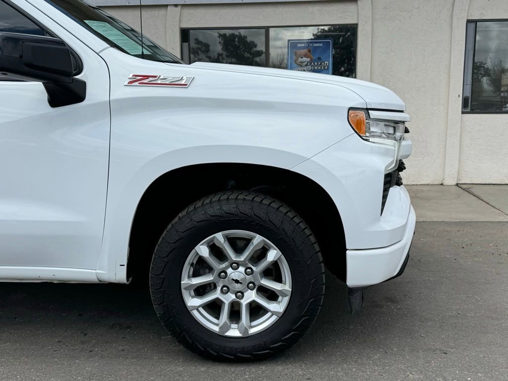 Used 2022 Chevrolet Silverado 1500 RST w/ Z71 Off-Road Package AWD/4WD image 2