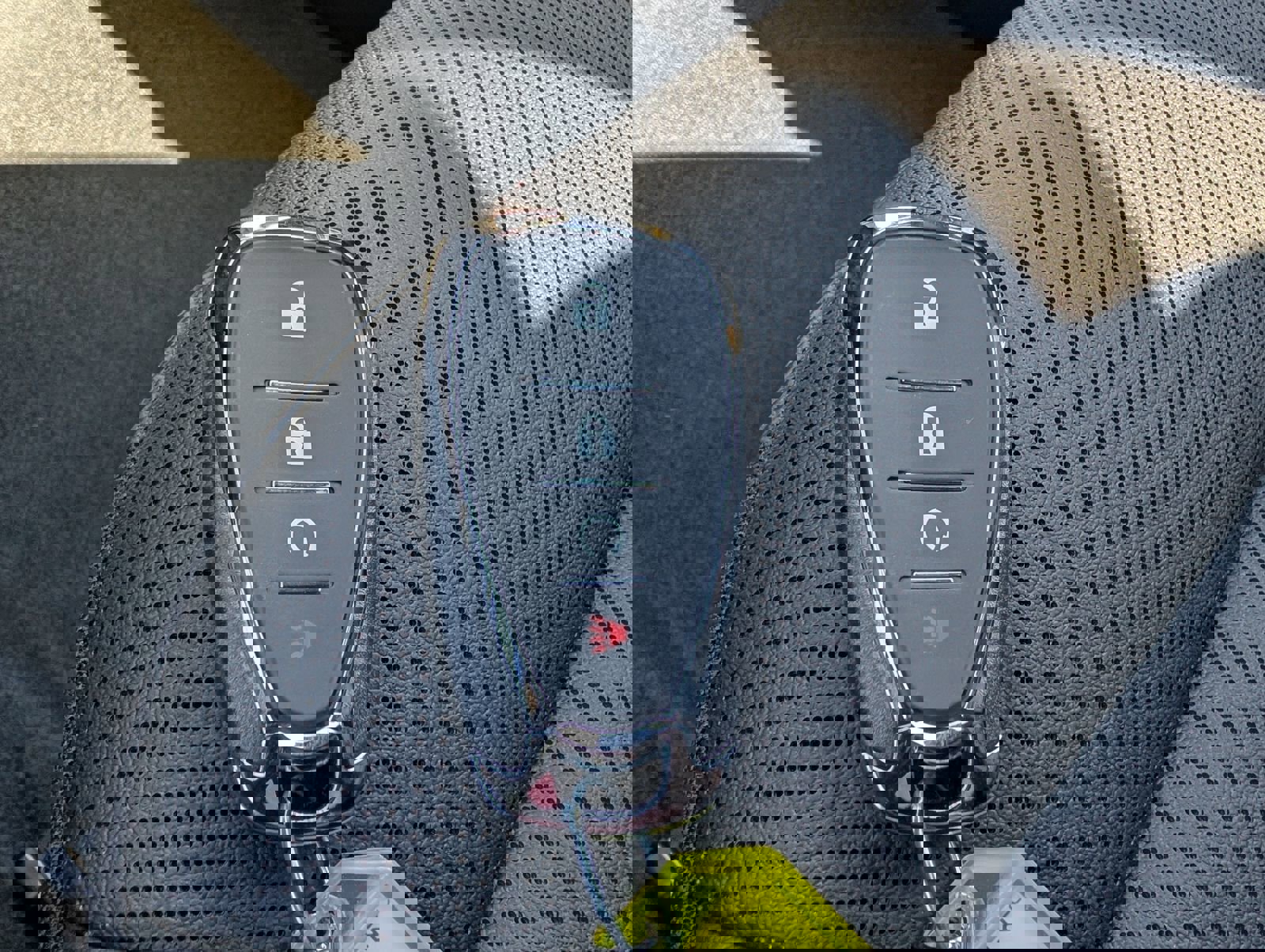 New 2026 Chevrolet Trax RS w/ Driver Confidence Package FWD image 23