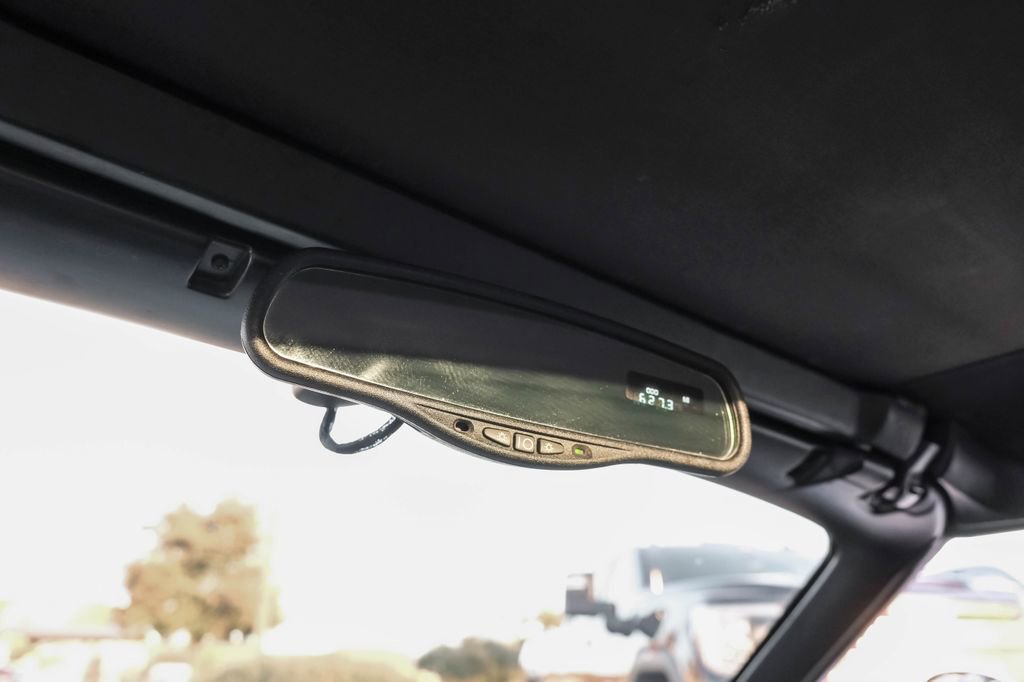 Used 2001 Chrysler Prowler image 16