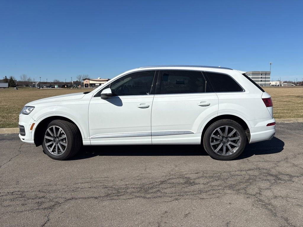 Used 2017 Audi Q7 3.0T Premium Plus image 7