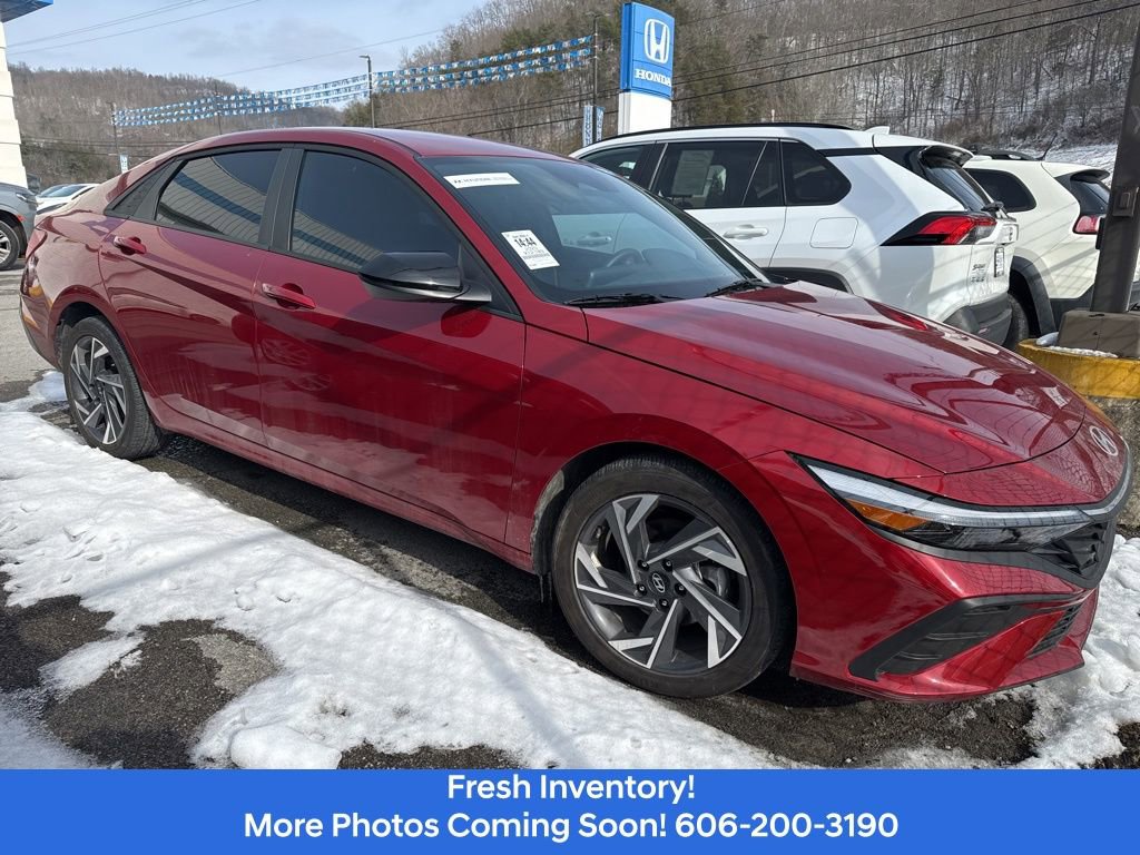 Used 2025 Hyundai Elantra Sport FWD video 2