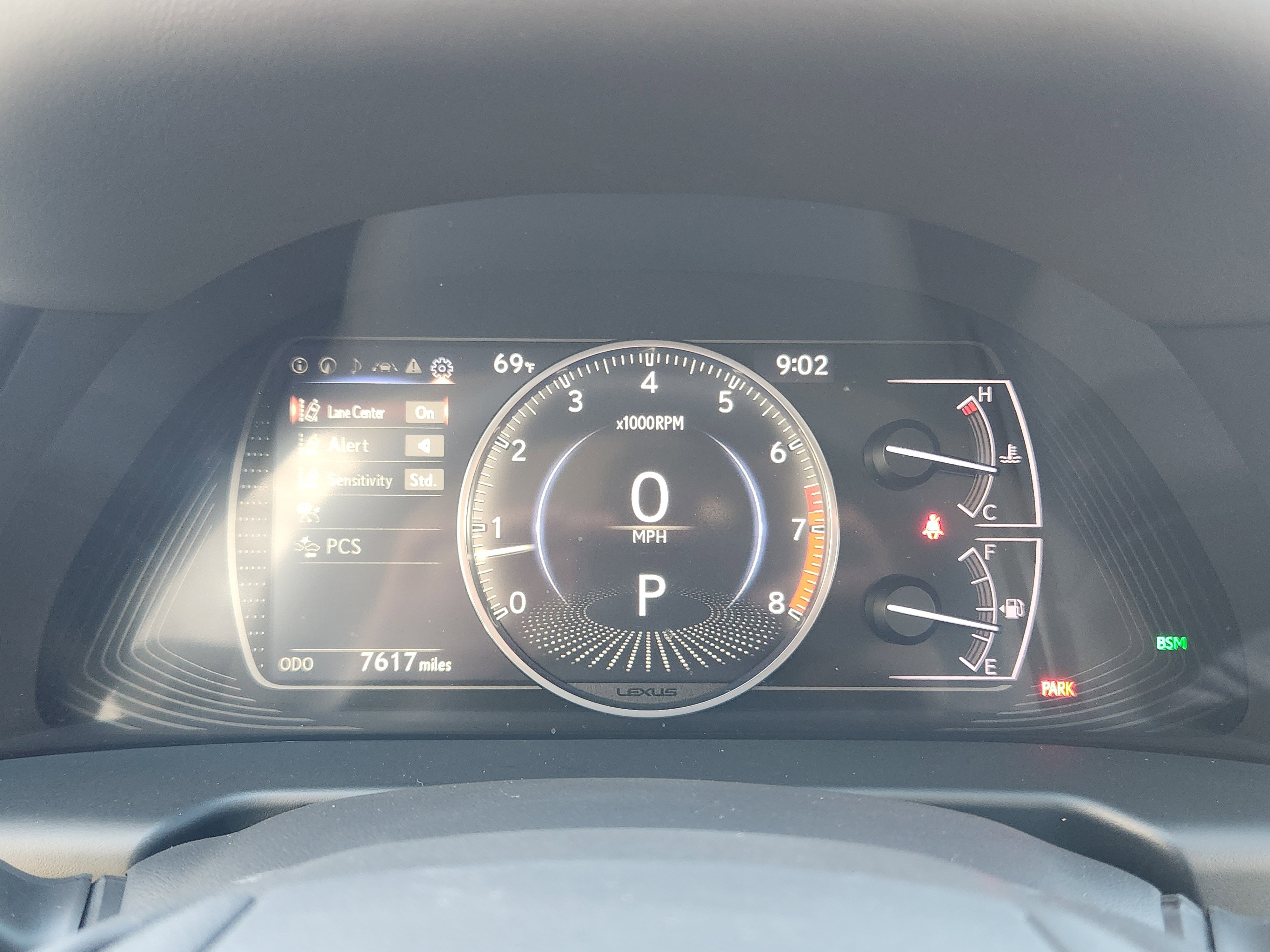 Used 2024 Lexus ES 350 Ultra Luxury w/ Accessory Package (Z2) image 11