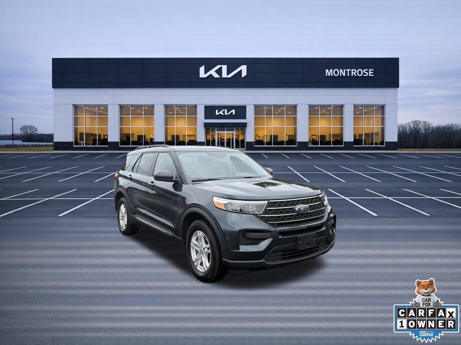 Used 2023 Ford Explorer XLT w/ Class IV Trailer Tow Package AWD/4WD image 3