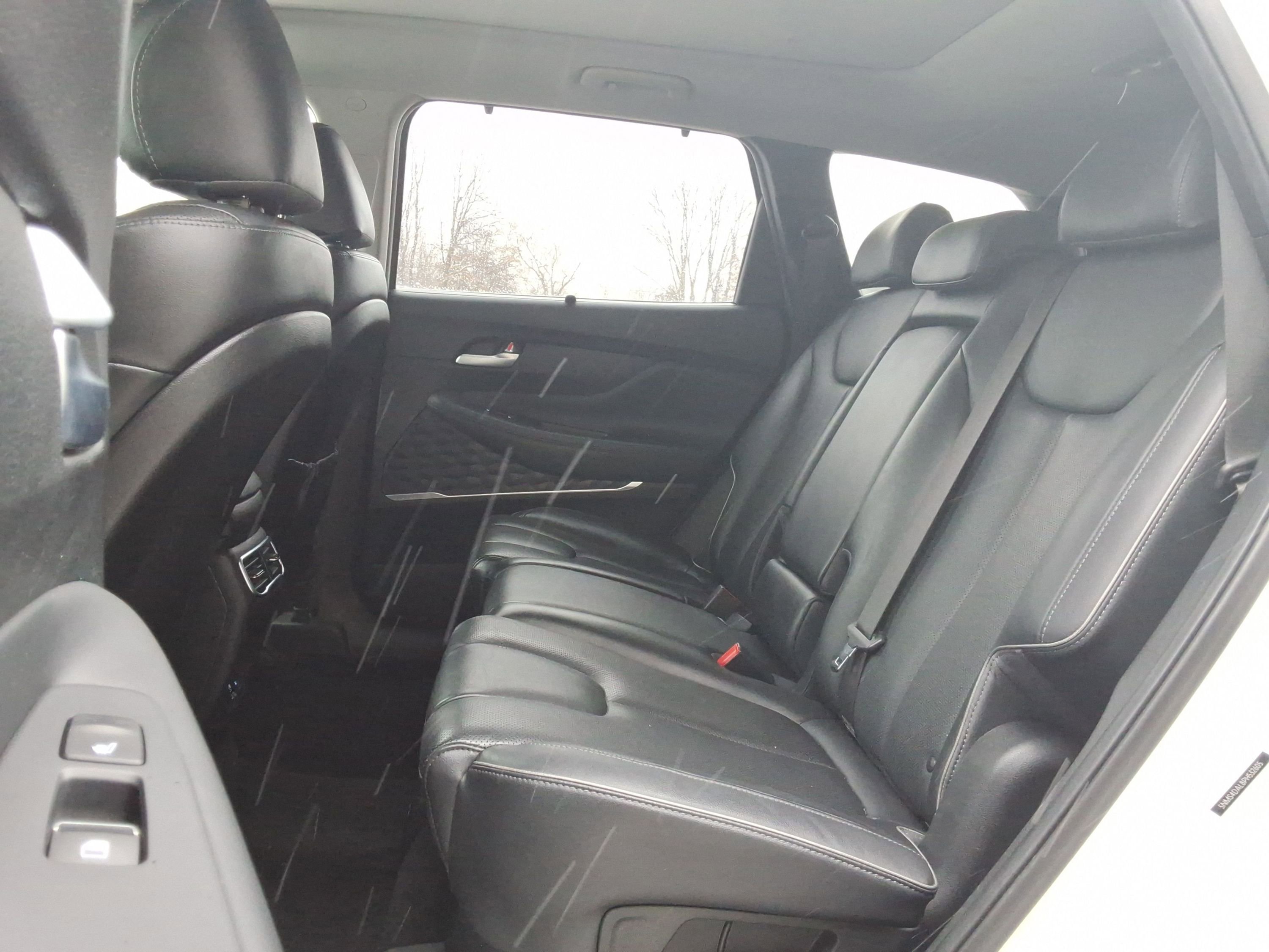 Used 2023 Hyundai Santa Fe Limited image 32
