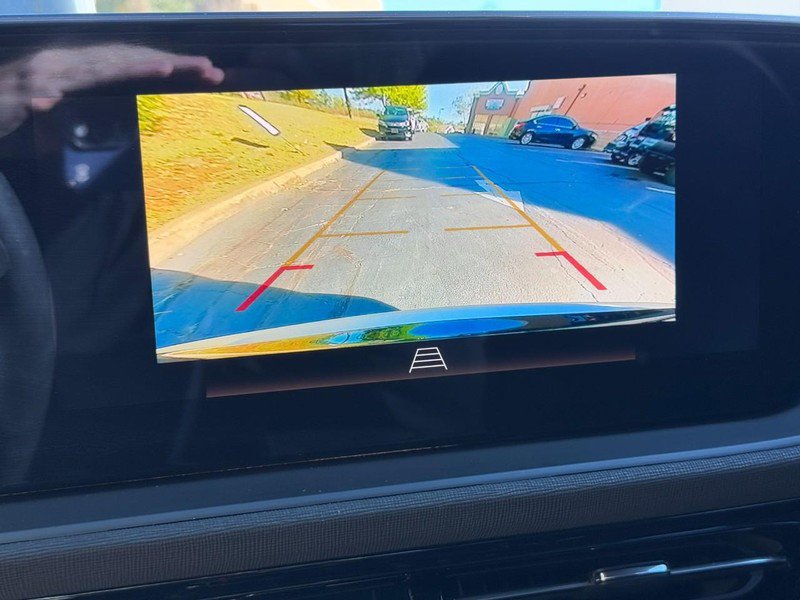 Used 2024 Buick Envista Sport Touring w/ Convenience II Package image 22