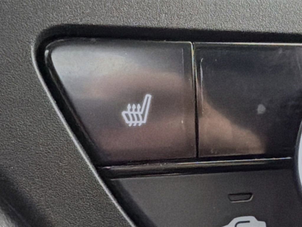 Used 2023 Honda Accord EX image 19