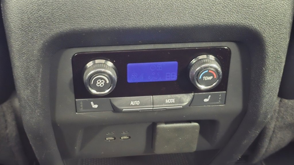 Used 2024 Chevrolet Traverse RS w/ LPO, Floor Liner Package image 24