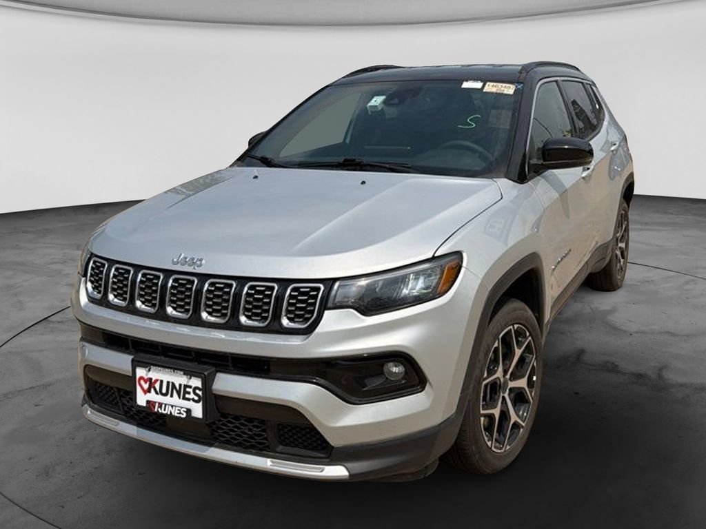 Used 2025 Jeep Compass Limited AWD/4WD image 5