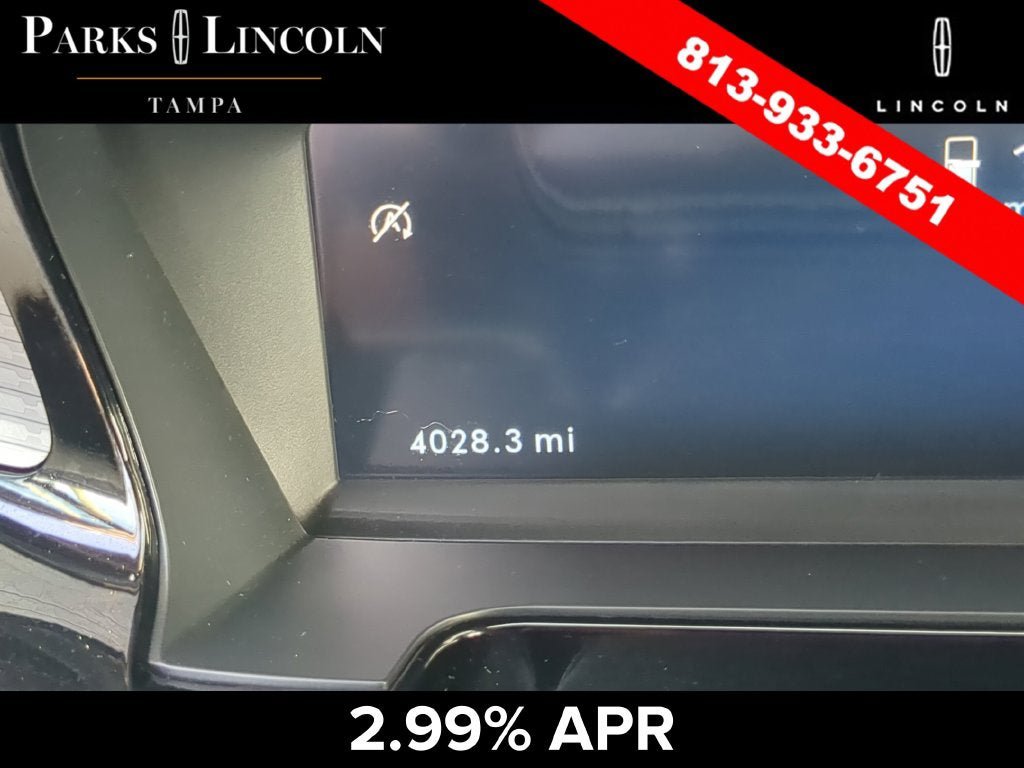 Certified 2025 Lincoln Corsair FWD image 32
