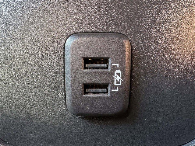 Certified 2023 Chevrolet Equinox RS w/ RS Leather Package image 27