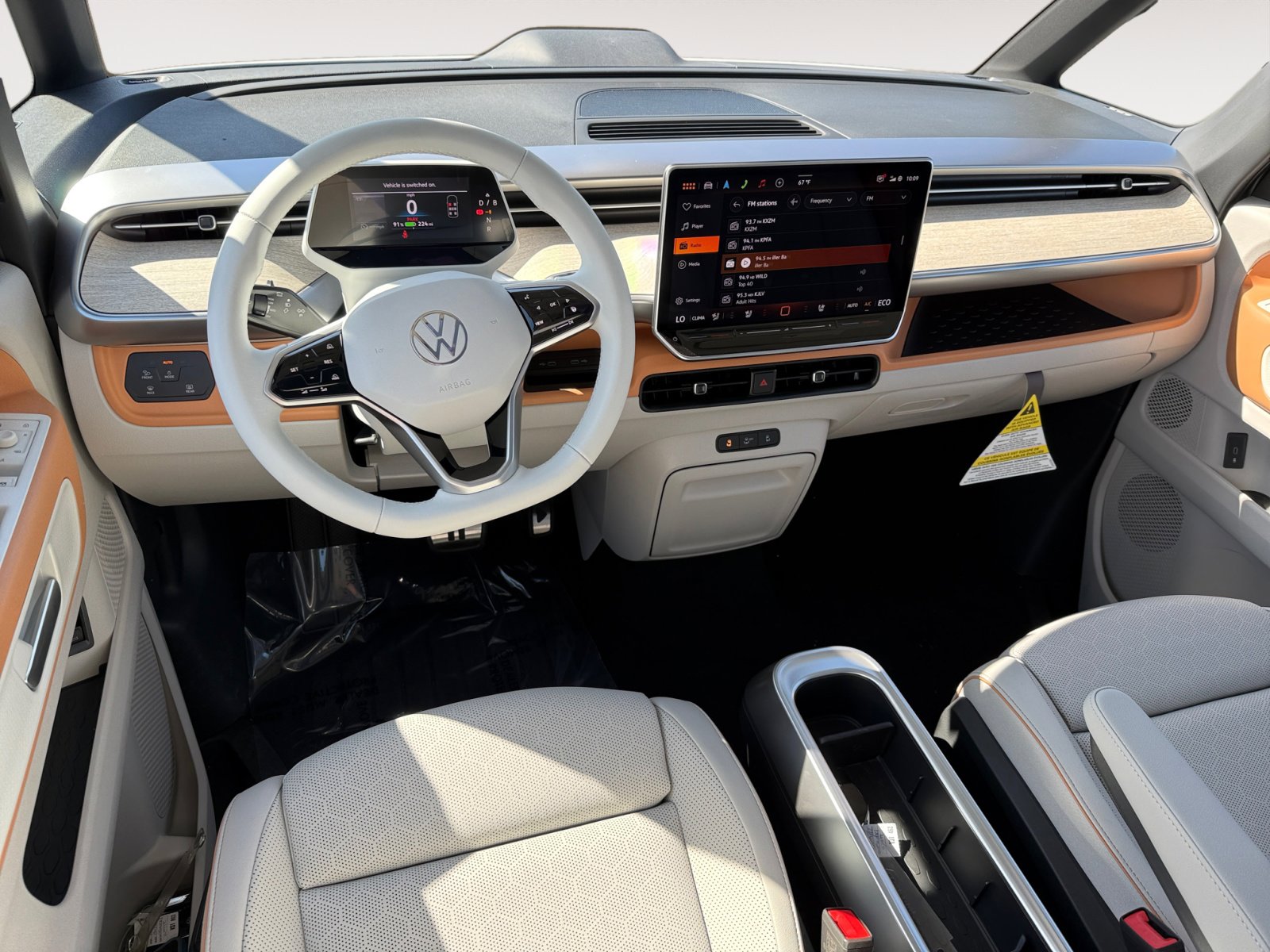 New 2025 Volkswagen ID. Buzz 1st Edition RWD image 15