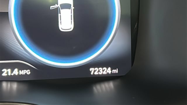 Used 2021 Hyundai Santa Fe Limited FWD image 18